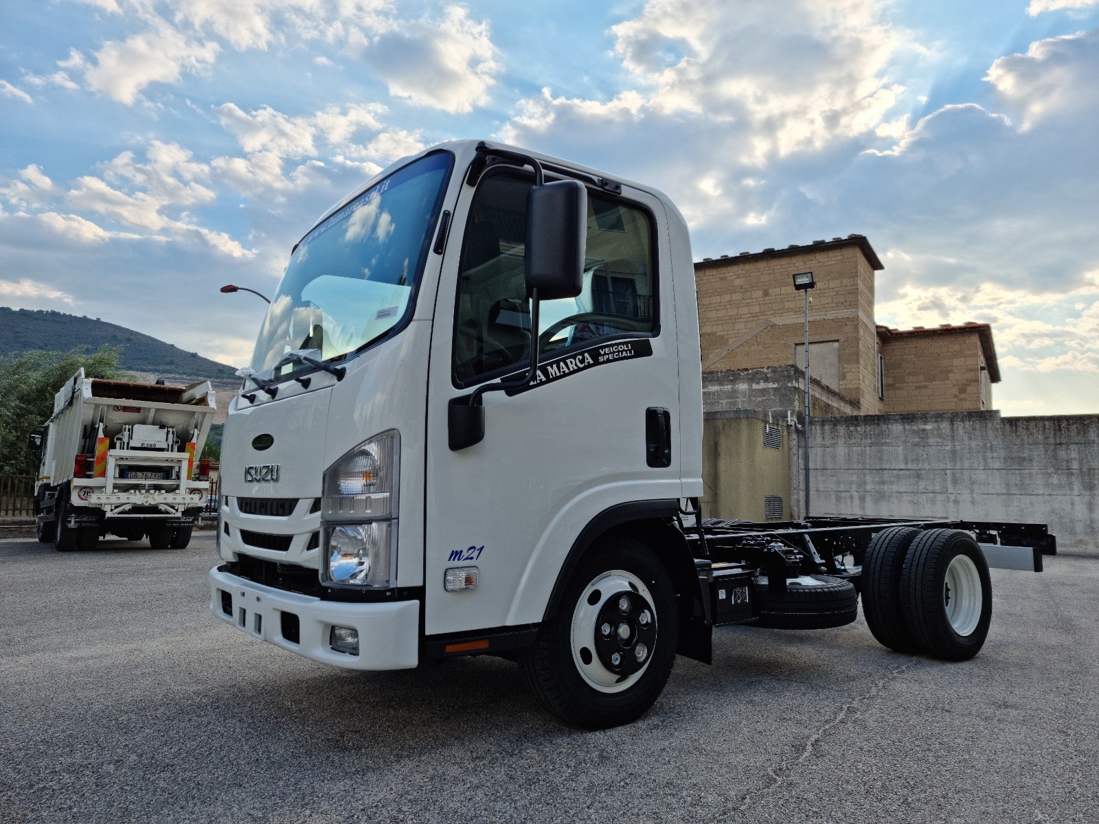 ISUZU M 21 EURO 6
