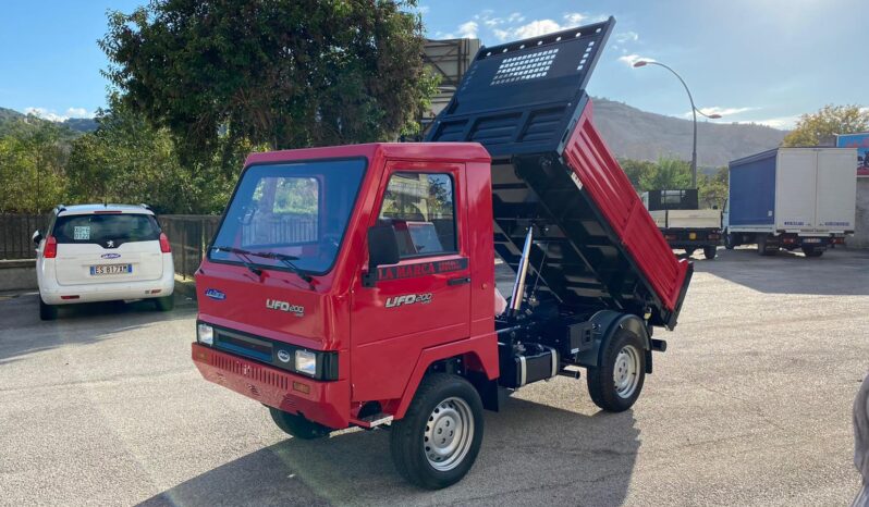 
								DURSO UFO 200 4X4 full									