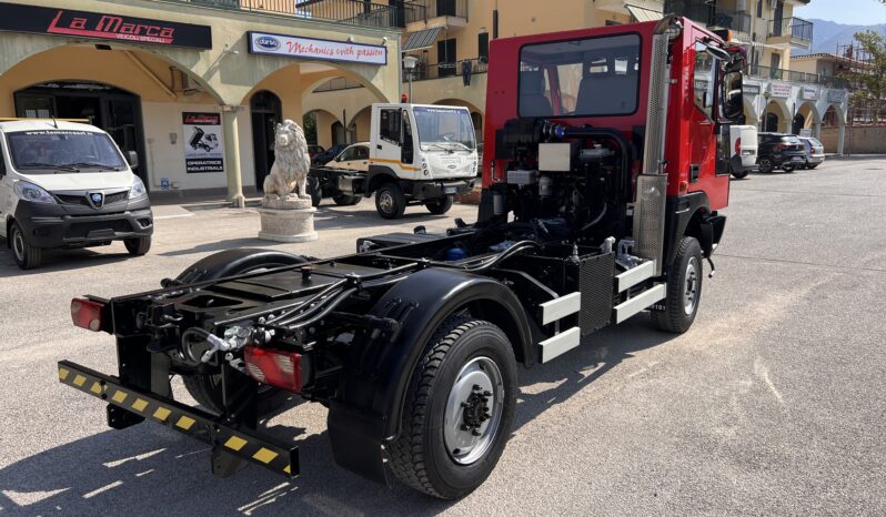 
								AEBI MT 740 4X4 ROSSO full									